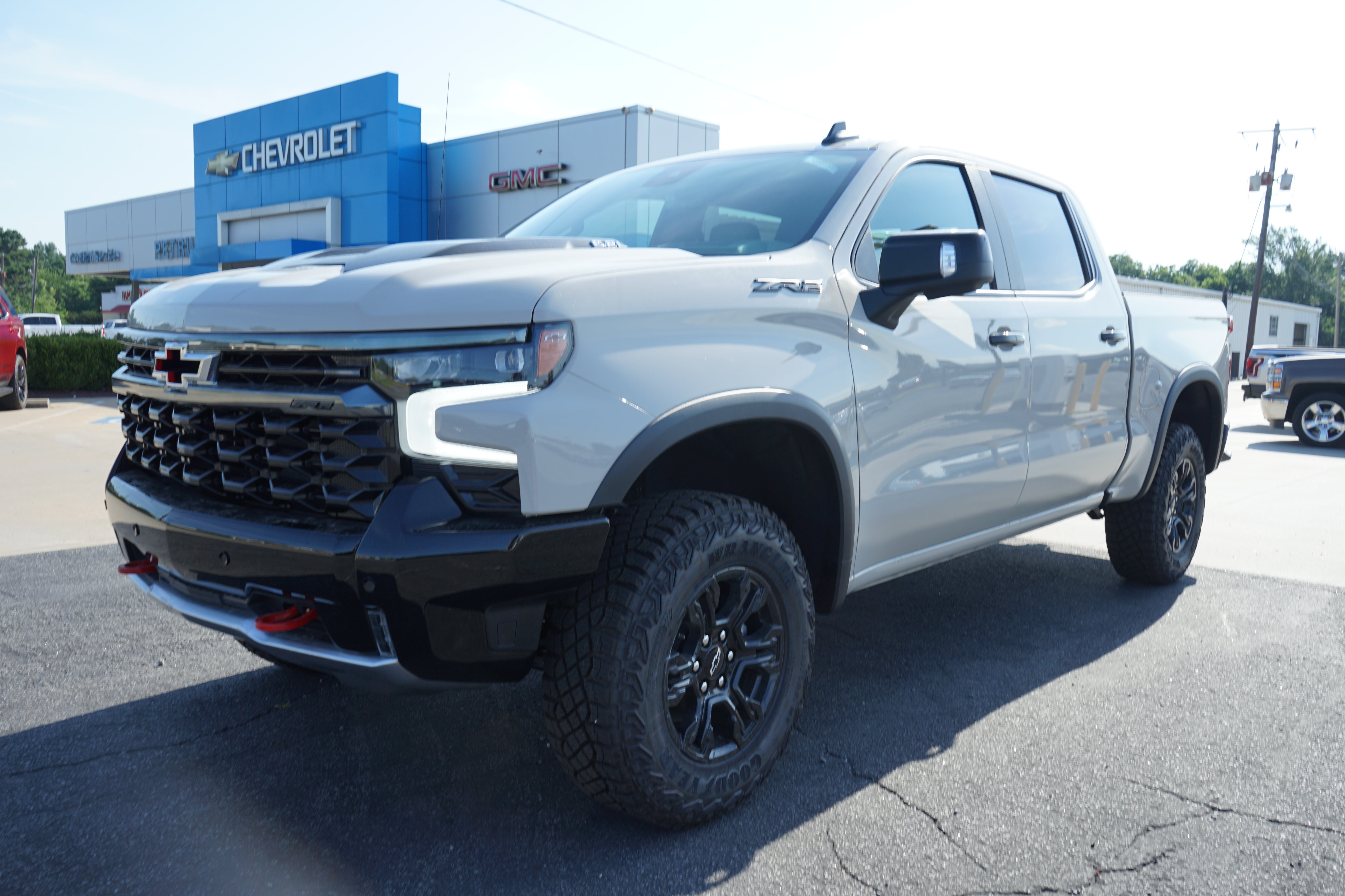 2026 Chevrolet Silverado 1500 ZR2 in White Sands — front three-quarter view